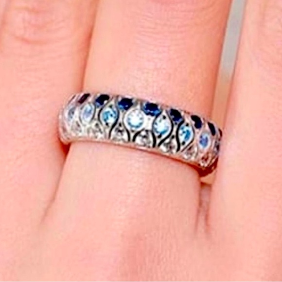 925 Sterling Silver Band Ring - Picture 3 of 7